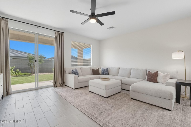 31-web-or-mls-Unity-31