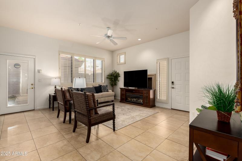 06 - Hayden 8270 #1030