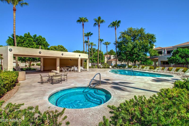 32 - Hayden 8270 #1030