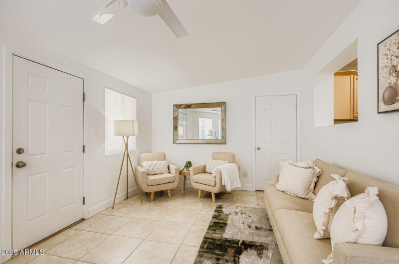 4730 N 76th Pl - Web Quality - 006 - 09