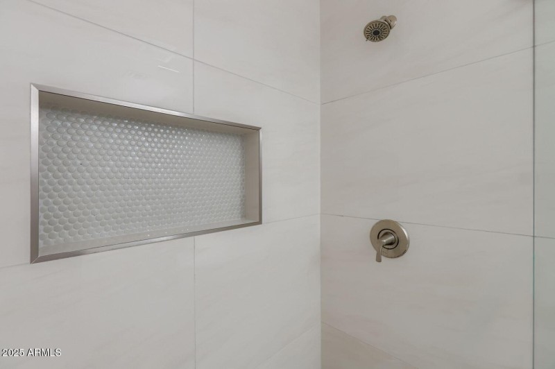 4730 N 76th Pl - Web Quality - 020 - 11