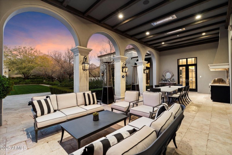 153-New - Covered Patio