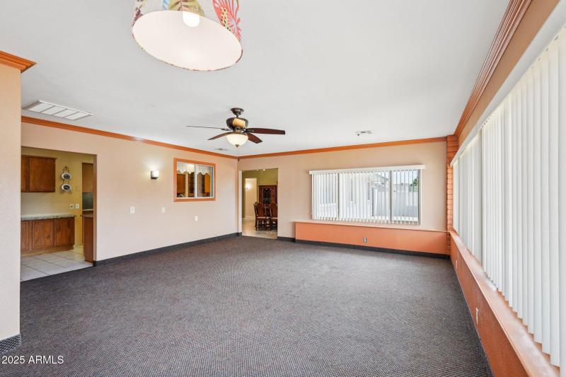 22-web-or-mls-W Crystal Lake Dr-S2909-02