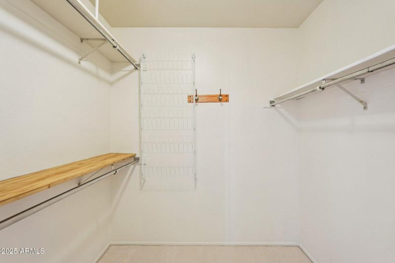 28-web-or-mls-W Crystal Lake Dr-S2909-02