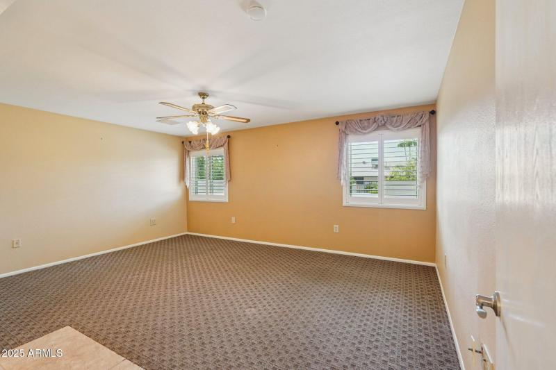 31-web-or-mls-W Crystal Lake Dr-S2909-03