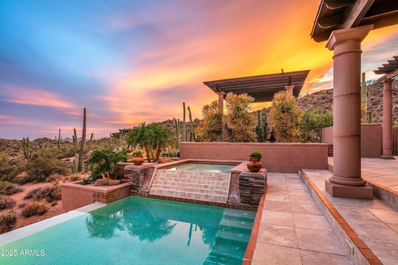 064_Outdoor Dramatics