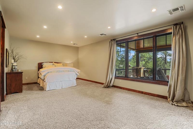 Lower Level Guest Suite