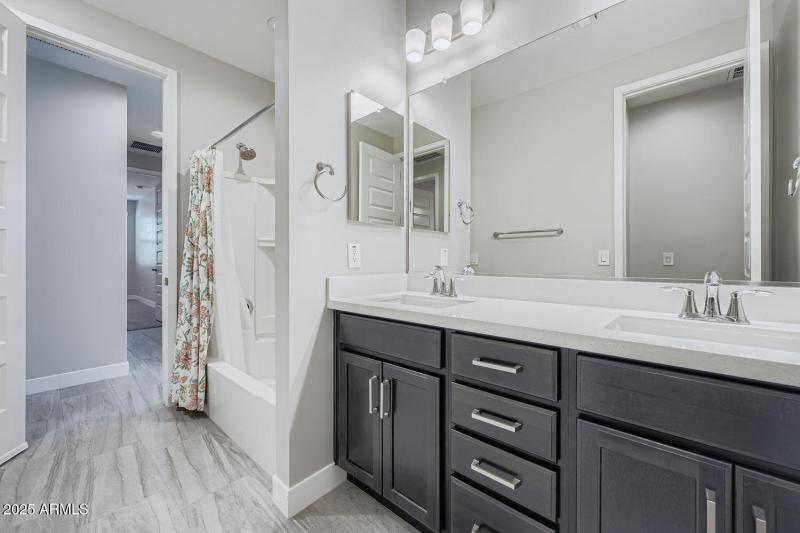 31945 N 123rd Lane - Web Quality - 019 -