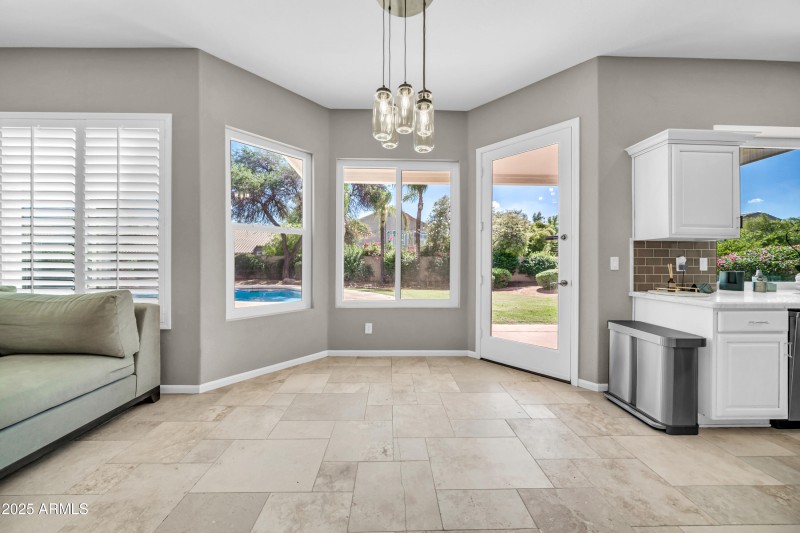 5417 E Anderson Dr-14