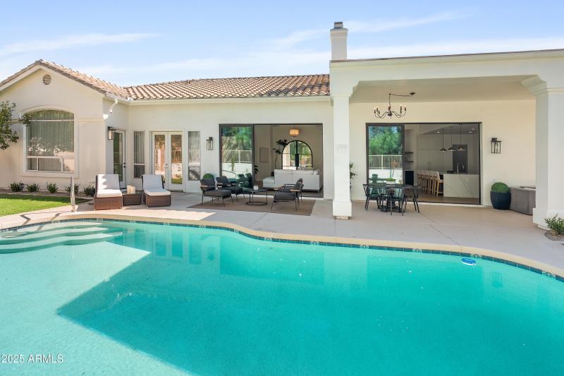 Breathtaking Backyard Paradise