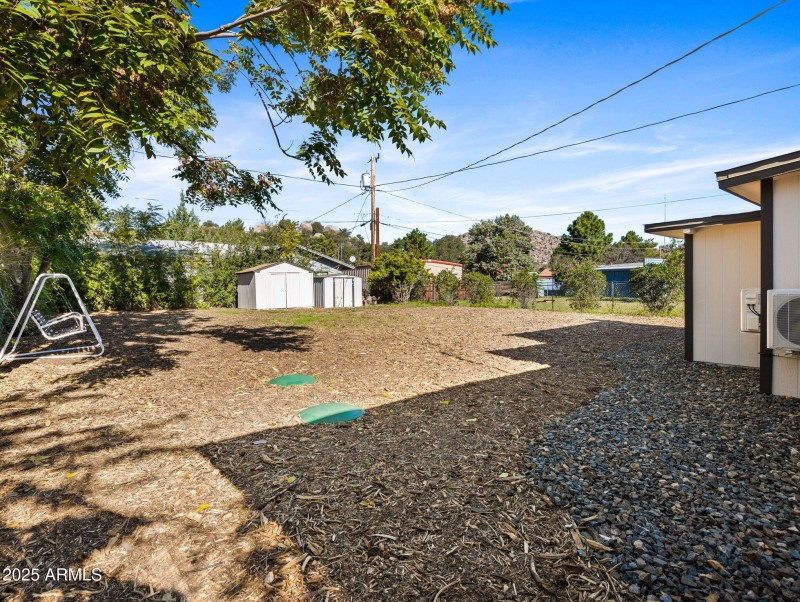 23-web-or-mls-22490 Luna Way-23