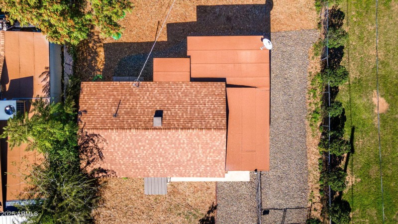 33-web-or-mls-22490 Luna Way-33