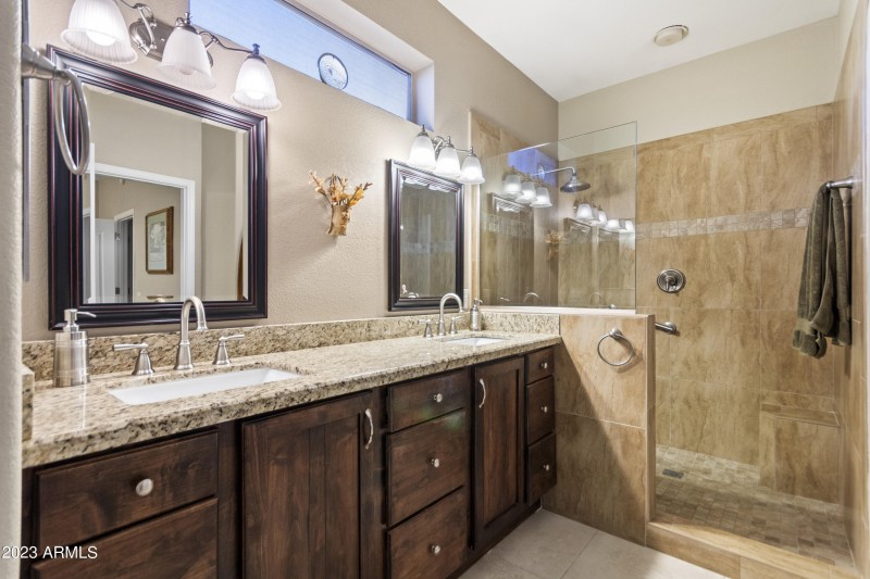 Verbena Primary Bathroom