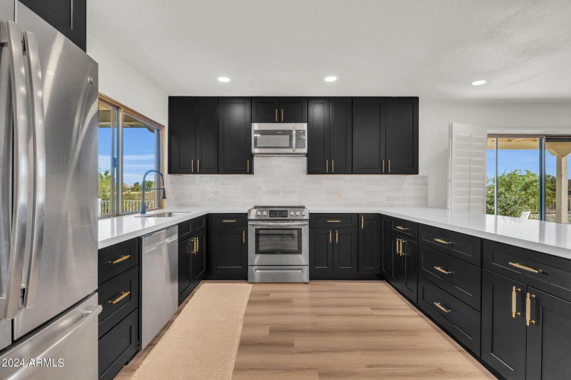 8-web-or-mls-2505 N 61st Way-8