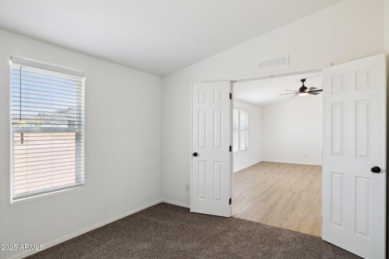 15-web-or-mls-51288-w-blue-jay-st