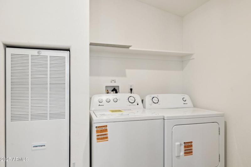 23-web-or-mls-51288-w-blue-jay-st