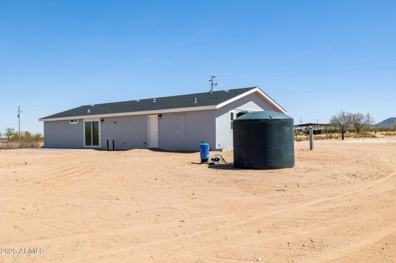 24-web-or-mls-51288-w-blue-jay-st