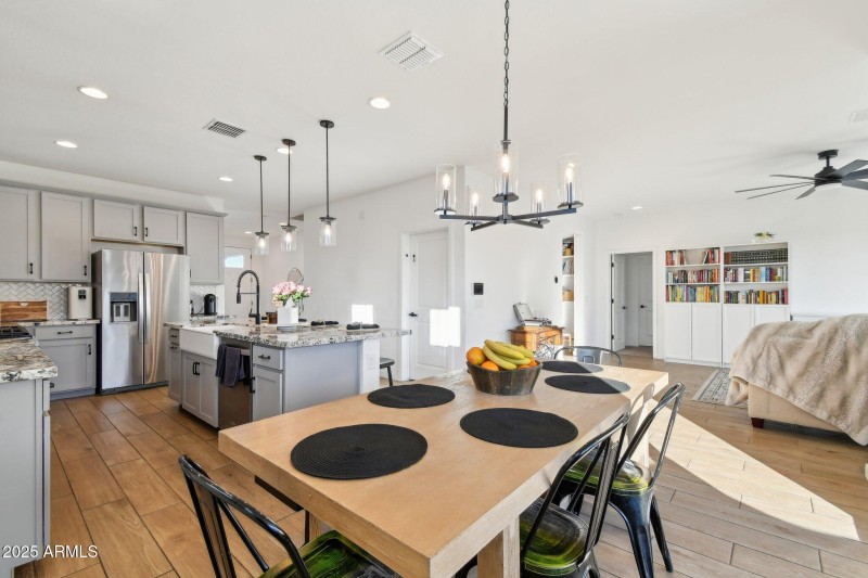Kitchen - Dining Area