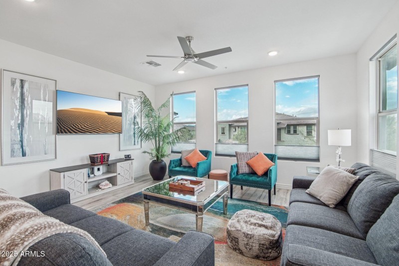 5-web-or-mls-E Rancho Paloma Dr-S1410-00