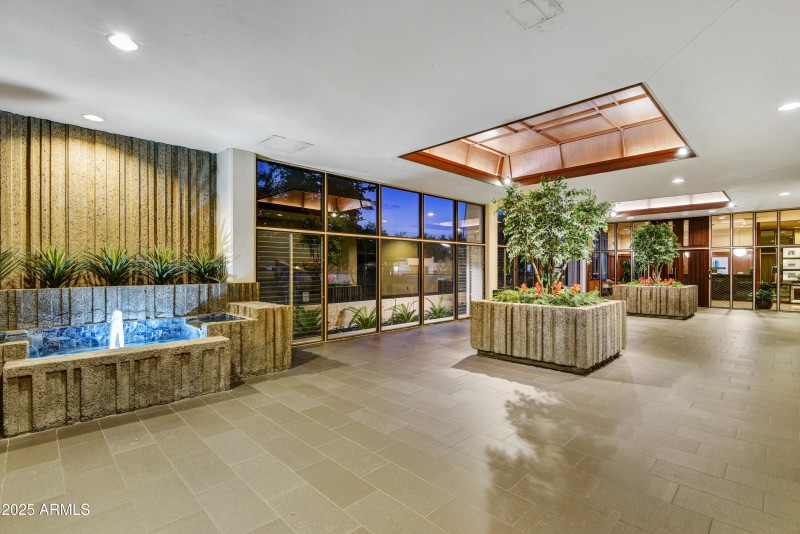 25-Entrance Courtyard