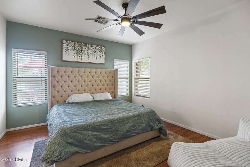 1140 S Rockwell St-20