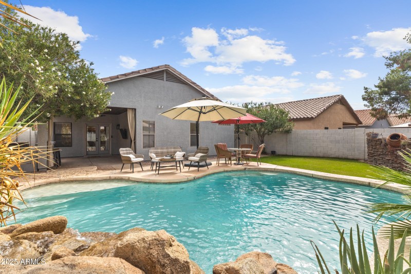 1140 S Rockwell St-26