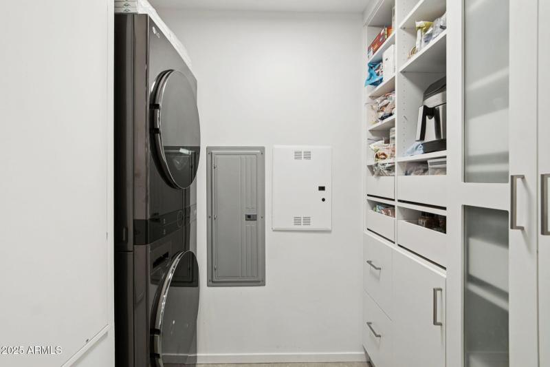 31-web-or-mls-E Kierland Blvd-L2310r-015