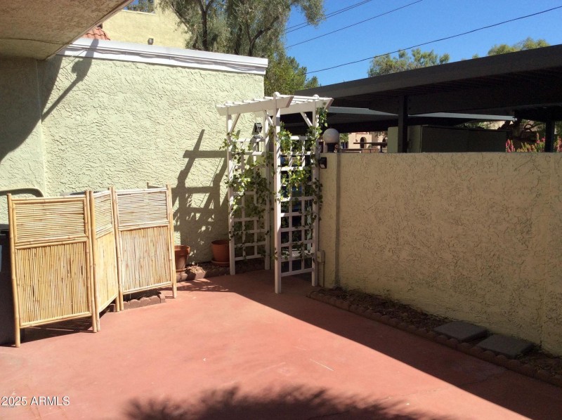 1012 E Highland Avenue