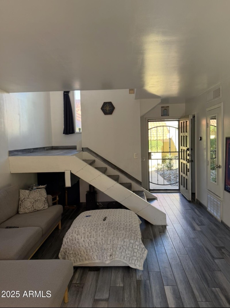 1012 E Highland Avenue