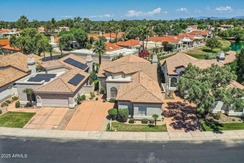 030 - 02 Exterior Front 1