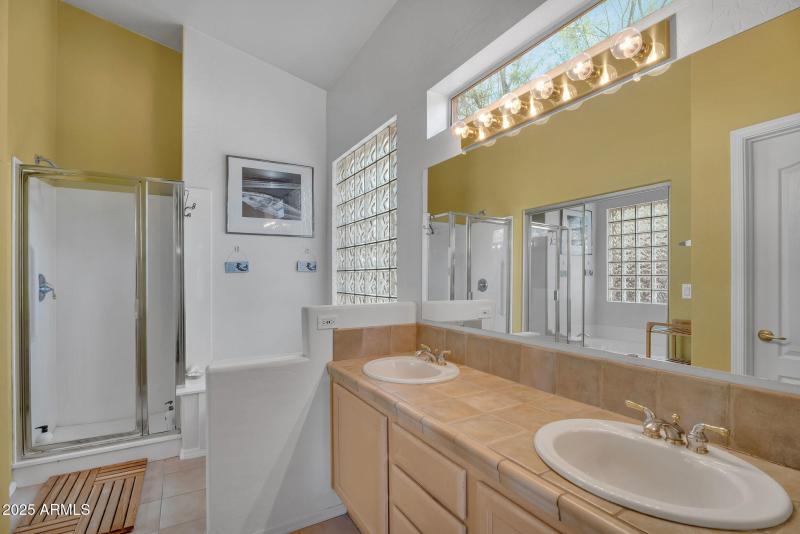 19-web-or-mls-Red Mountain-20