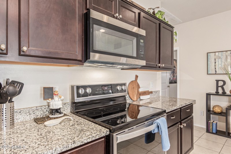 SMOOTH TOP ELECTRIC COOK TOP