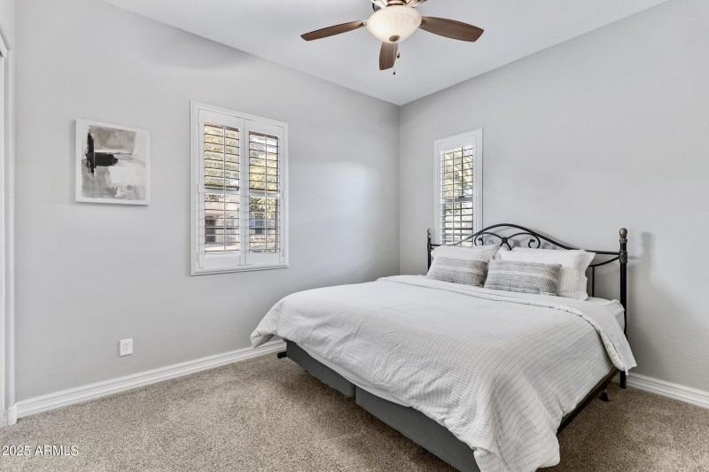 20947 W Mariposa St-31