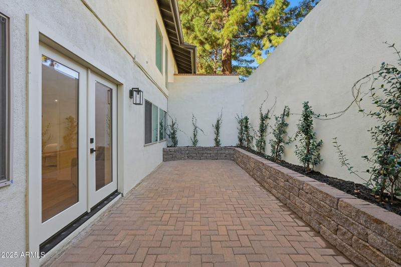 Basement - Walk Out Courtyard