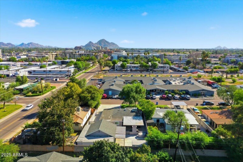 37-4632_N_14th_St_Aerial_3