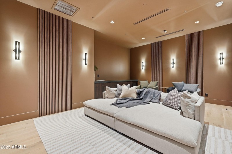 169-web-or-mls-058_ListerPros