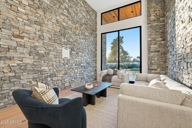 144-web-or-mls-026_ListerPros