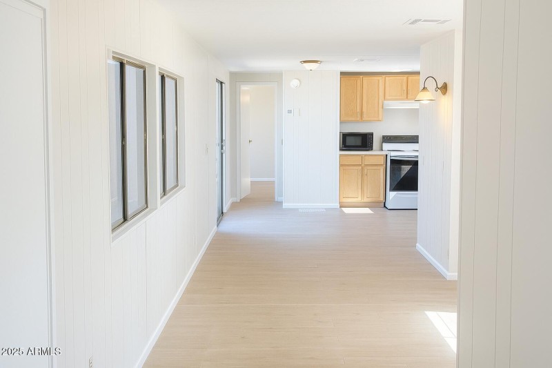 AE56F608-5DE1-4265-8ABB-CA07C47B1C09