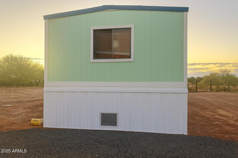 10DAA977-D083-41F9-AA05-147BB13DA87A