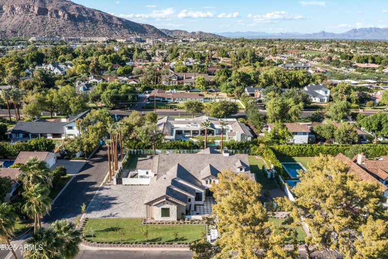 04-6302 E Calle Del Norte (1 of 1)