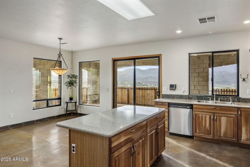 31-web-or-mls-D46A3384