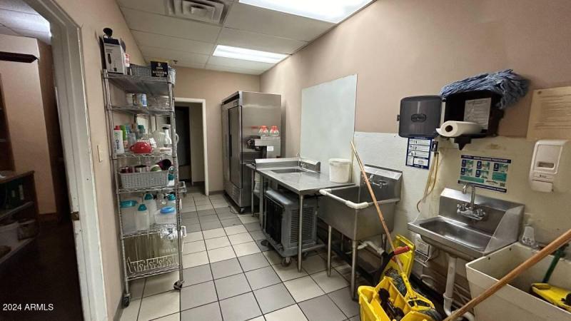 00o0o_jsZNRv6vi9r_0jm0aT_1200x900