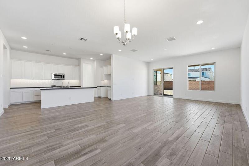 38104 N HACKBERRY Street