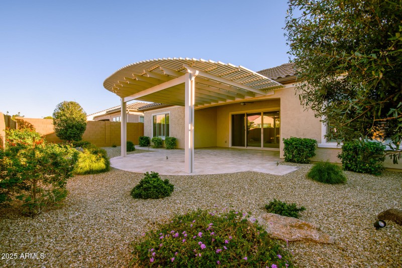 Extensive Pergola and Travertine!