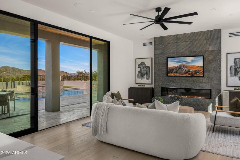 family room_doors open