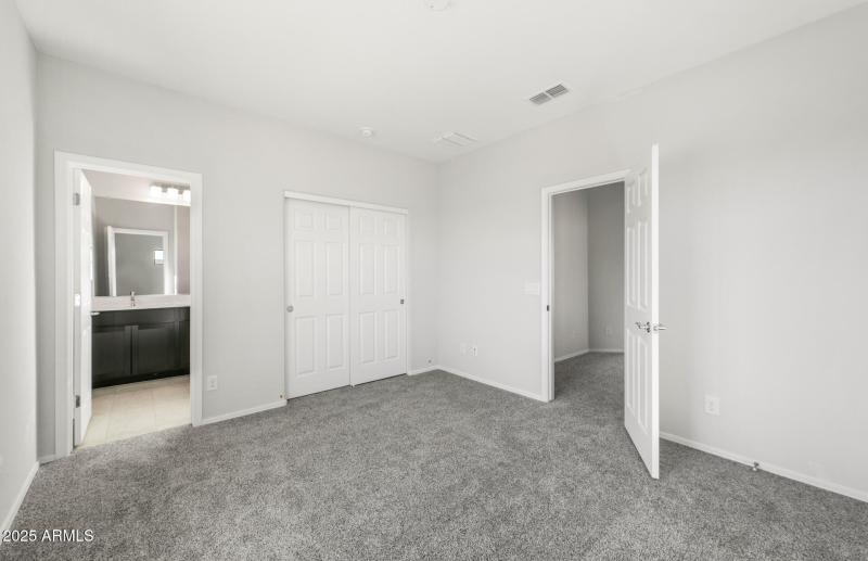 Guest Suite - Bedroom