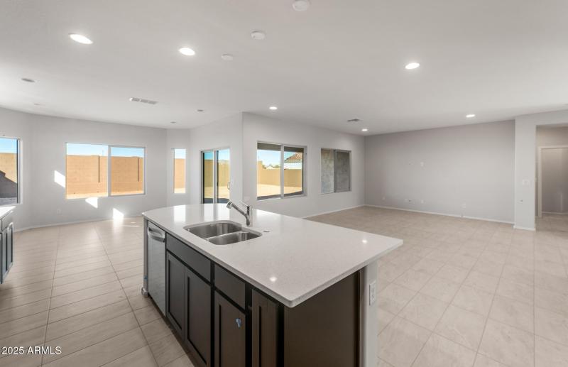 Kitchen/Cafe/Gathering Room