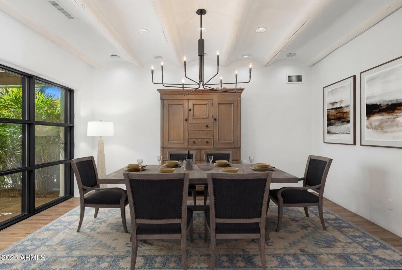 formal dining virtual staged