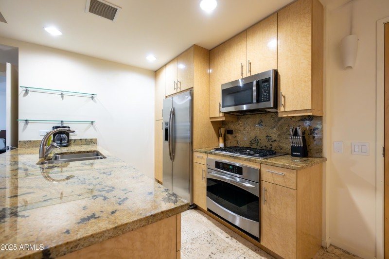 7131 E Rancho Vista-02