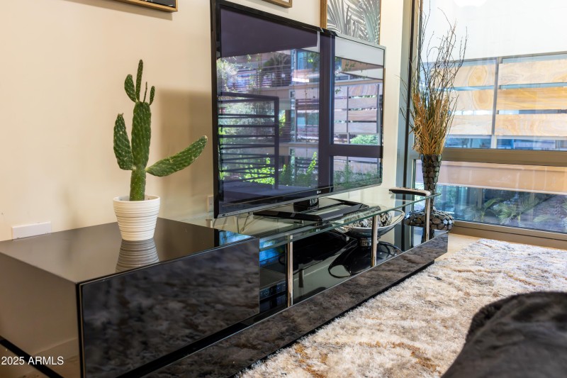 7131 E Rancho Vista-22